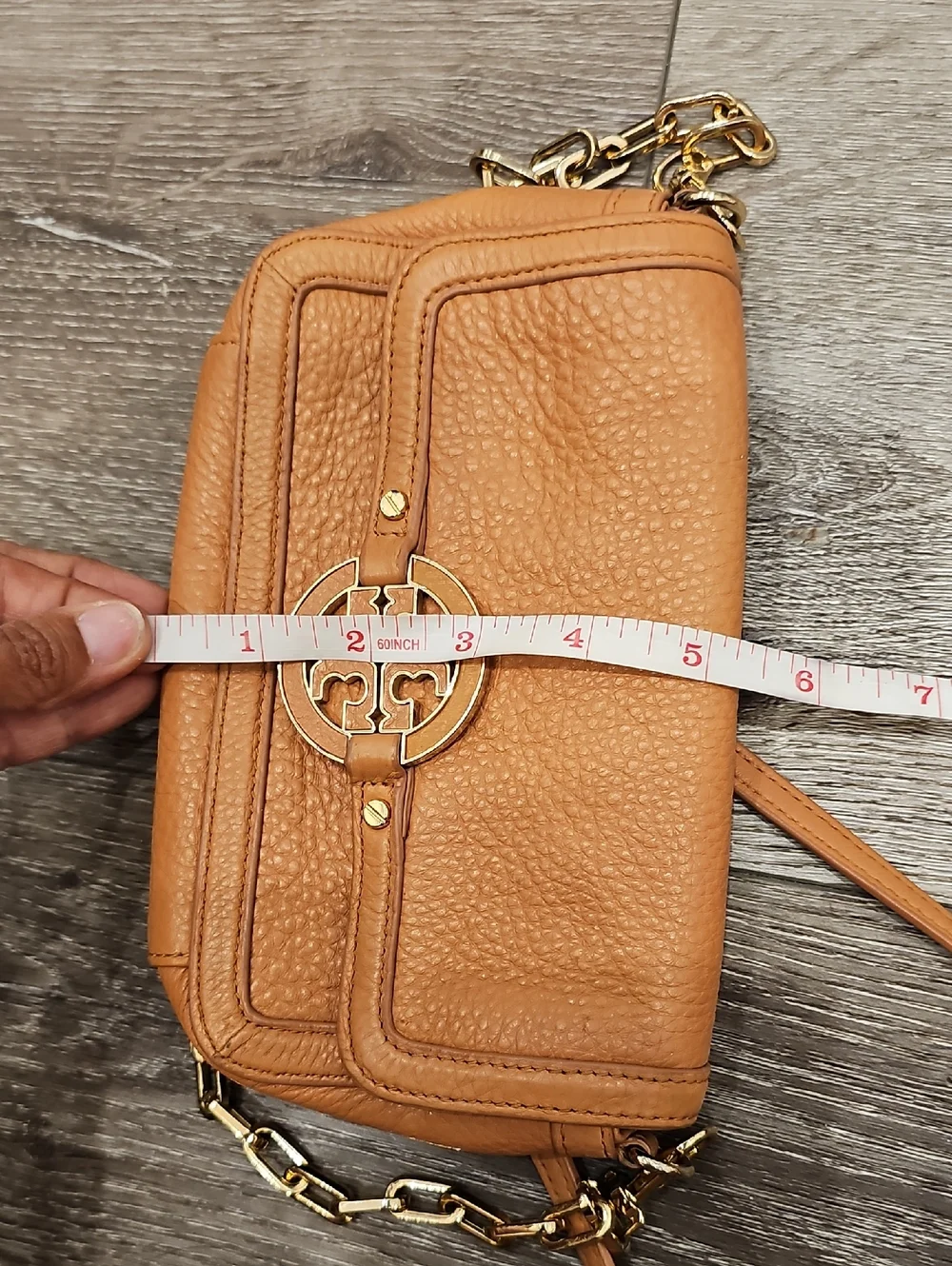 TORY BURCH Tan Leather Crossbody Bag Gold Logo Amanda Mini Chain Strap Purse